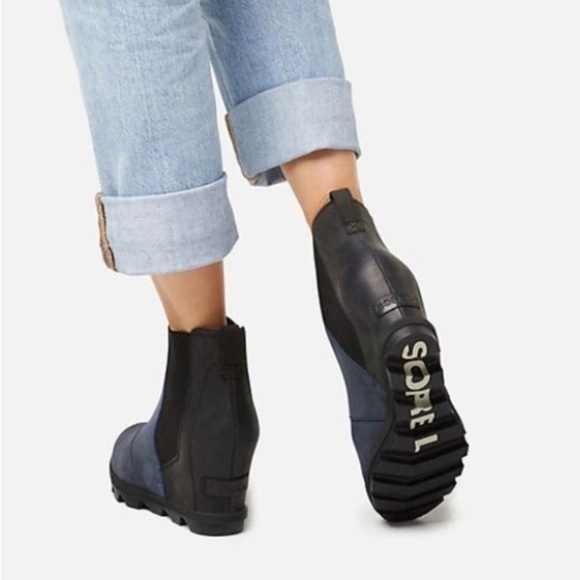 Sorel Joan Of Arctic Wedge II Chelsea Black Leather Booties Platform 10 NL3022 - Picture 1 of 16